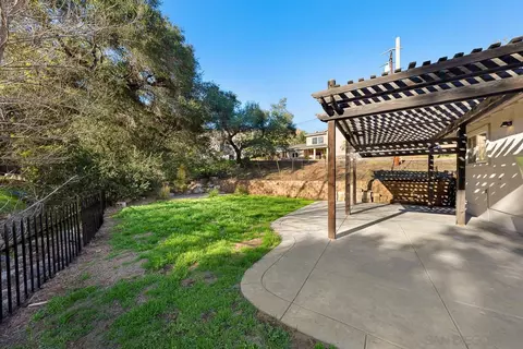 Exterior - 124 Frances Dr, El Cajon, CA 92019 photo 3 of 12