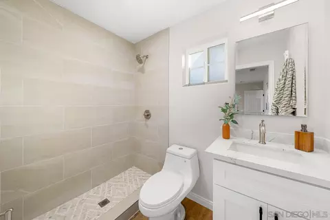 Bath - 124 Frances Dr, El Cajon, CA 92019 photo 1 of 2