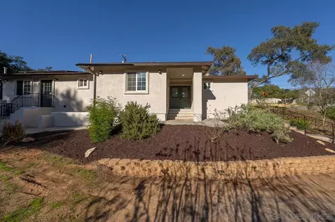 Exterior - 124 Frances Dr, El Cajon, CA 92019 photo 2 of 12