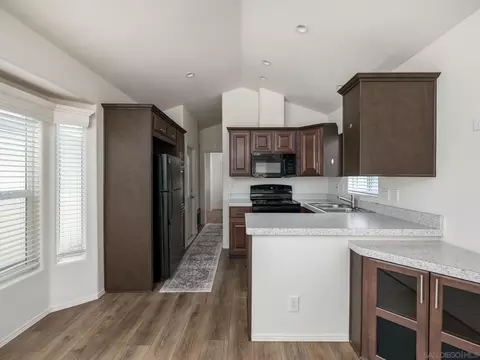 Kitchen - 16390 Whispering Oaks Dr, Ramona, CA 92065 photo 4 of 4