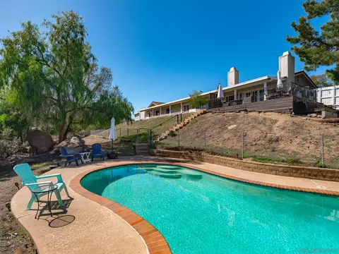 Exterior - 16390 Whispering Oaks Dr, Ramona, CA 92065 photo 5 of 12