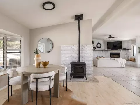 Dining - 16390 Whispering Oaks Dr, Ramona, CA 92065 photo 2 of 2