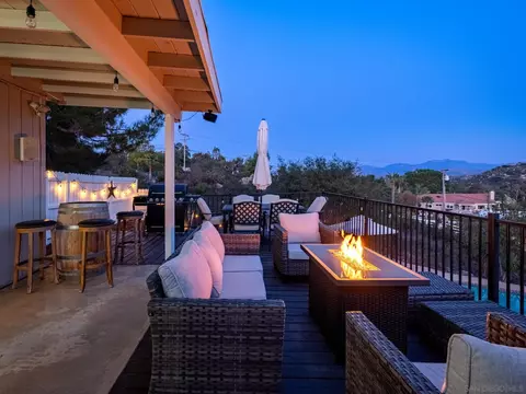 Exterior - 16390 Whispering Oaks Dr, Ramona, CA 92065 photo 12 of 12