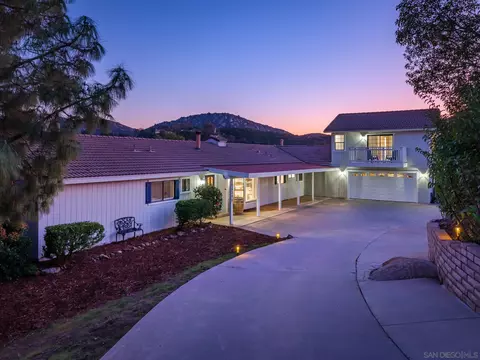 Exterior - 16390 Whispering Oaks Dr, Ramona, CA 92065 photo 1 of 12