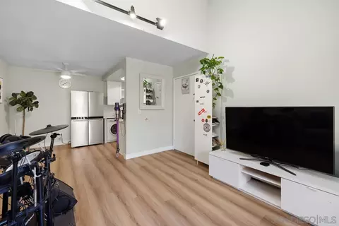 10284 Black Mtn #200, San Diego, CA 92126