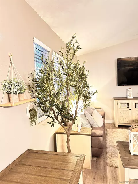 Living - 1340 Garfield St, Calexico, CA 92231 photo 3 of 6