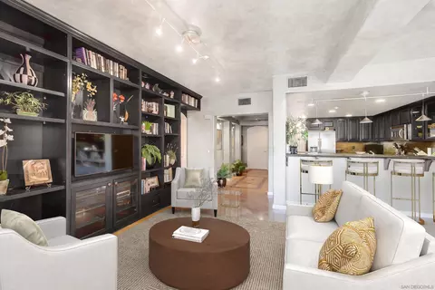 301 W G St #322, San Diego, CA 92101