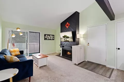 9209 Village Glen Dr #241, San Diego, CA 92123