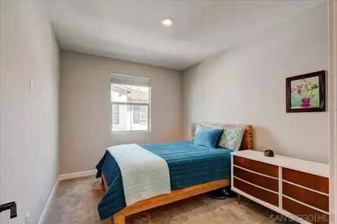 1092 Delpy View Pt, Vista, CA 92084 photo 24