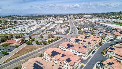 1092 Delpy View Pt, Vista, CA 92084 photo 37