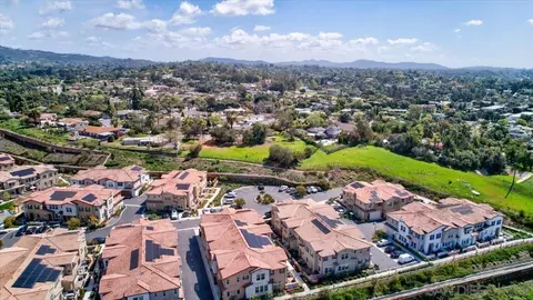 1092 Delpy View Pt, Vista, CA 92084 photo 41