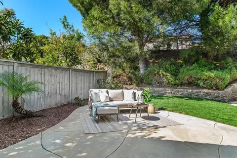 Exterior - 40960 Cebu Dr, Temecula, CA 92591 photo 4 of 8