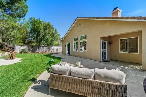 Exterior - 40960 Cebu Dr, Temecula, CA 92591 photo 5 of 8