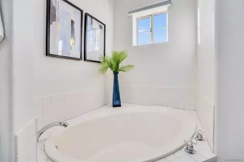 344 Orange Ave #203, Coronado, CA 92118 photo 26