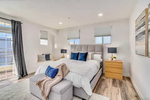 344 Orange Ave #203, Coronado, CA 92118 photo 20