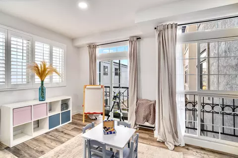 344 Orange Ave #203, Coronado, CA 92118 photo 17