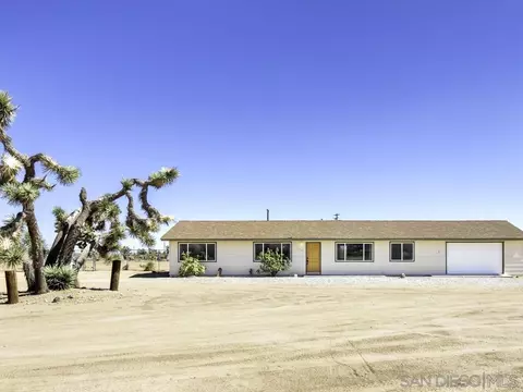 3223 Gemini Ln, Yucca Valley, CA 92284