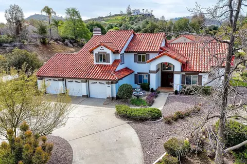 477 Summerhill Vw, Alpine, CA 91901