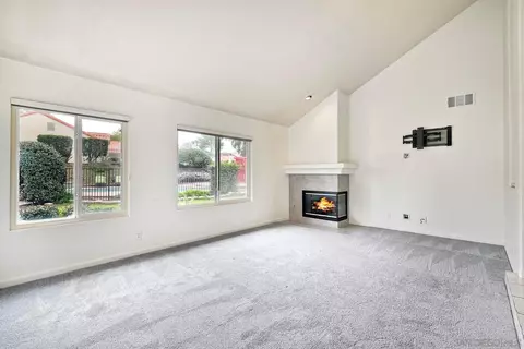 Living - 477 Summerhill Vw, Alpine, CA 91901 photo 1 of 8