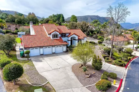 View/Area - 477 Summerhill Vw, Alpine, CA 91901 photo 2 of 11
