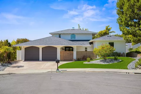 2001 Elevada St, Oceanside, CA 92054 photo 2