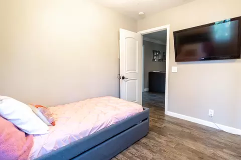 Bedroom - 853 Crescent Dr, Vista, CA 92084 photo 8 of 9