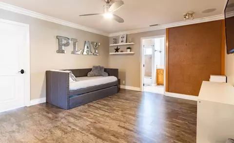 Other - 853 Crescent Dr, Vista, CA 92084 photo 3 of 13