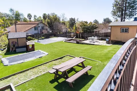 Exterior - 853 Crescent Dr, Vista, CA 92084 photo 1 of 19