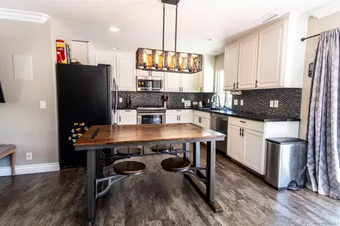Kitchen - 853 Crescent Dr, Vista, CA 92084 photo 1 of 3
