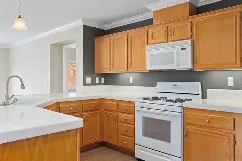 Kitchen - 997 Manteca Dr, Oceanside, CA 92057 photo 2 of 3