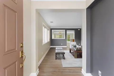 Entry Way - 997 Manteca Dr, Oceanside, CA 92057 photo 2 of 2