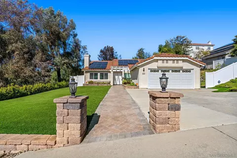 2038 Caraway St, Escondido, CA 92026
