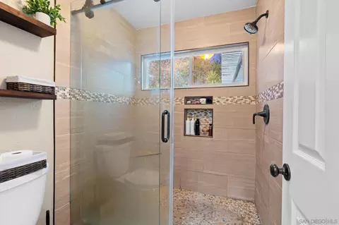 Bath - 2038 Caraway St, Escondido, CA 92026 photo 3 of 4