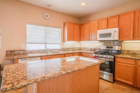 33269 Morning View Dr, Temecula, CA 92592 photo 6