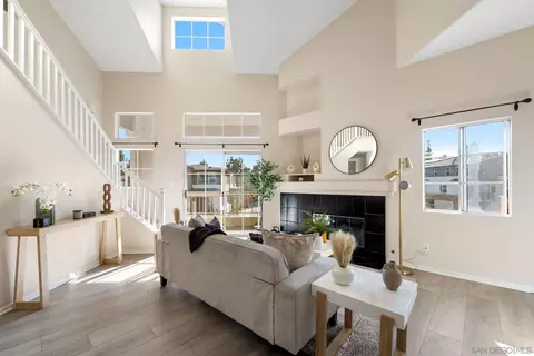 11955 Tivoli Park Row #2, San Diego, CA 92128