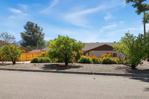 23835 Humiston Way, Ramona, CA 92065 photo 2