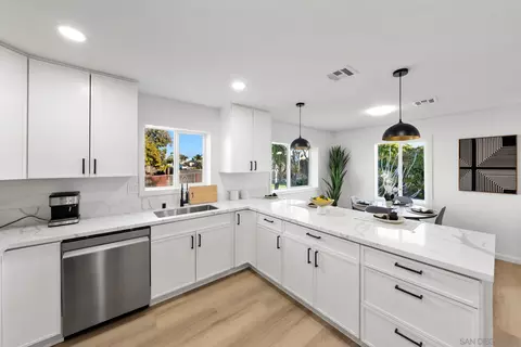 Kitchen - 532 Donax Ave, Imperial Beach, CA 91932 photo 2 of 8