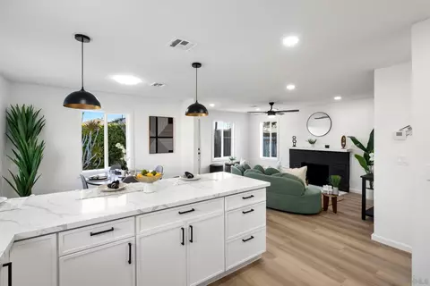 Kitchen - 532 Donax Ave, Imperial Beach, CA 91932 photo 3 of 8