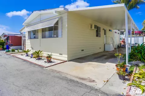 809 Olive Ave #11, Vista, CA 92083 photo 3