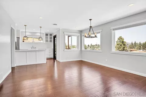 8060 Lemon Ave, La Mesa, CA 91941 photo 9