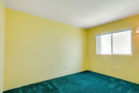 Bedroom - 10129 Shaggybark Dr, Santee, CA 92071 photo 3 of 4
