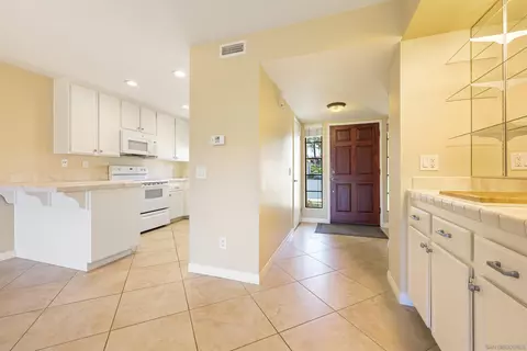 3144 Arroyo Vis, Carlsbad, CA 92009 photo 13