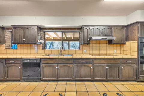 Kitchen - 9874 River Dr, Descanso, CA 91916 photo 4 of 5