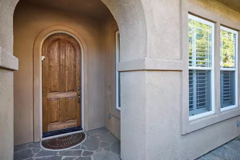 Entry Way - 6109 Paseo Tesoro, Carlsbad, CA 92009 photo 1 of 1