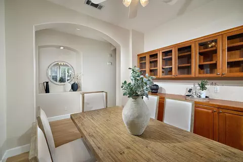 Dining - 6109 Paseo Tesoro, Carlsbad, CA 92009 photo 2 of 2