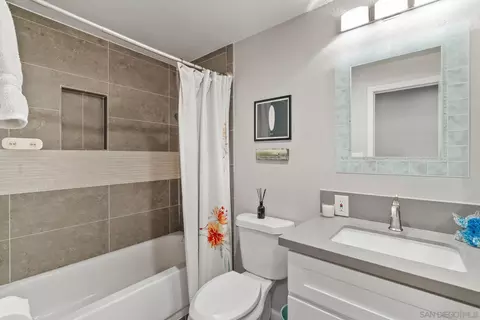 Bath - 8607 Carlton Oaks Dr, Santee, CA 92071 photo 3 of 3