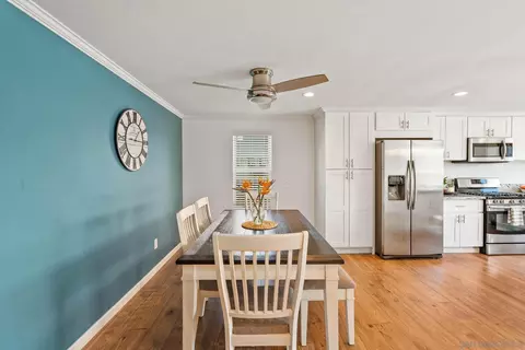 Dining - 8607 Carlton Oaks Dr, Santee, CA 92071 photo 2 of 4