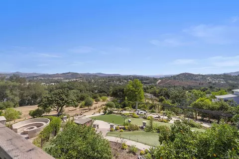 View/Area - 644 Eldorado Dr, Escondido, CA 92025 photo 4 of 4