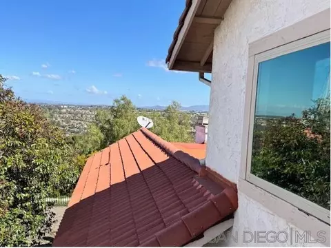 View/Area - 6522 Corte Montecito, Carlsbad, CA 92009 photo 3 of 5