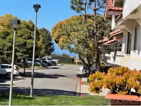 View/Area - 6522 Corte Montecito, Carlsbad, CA 92009 photo 2 of 5